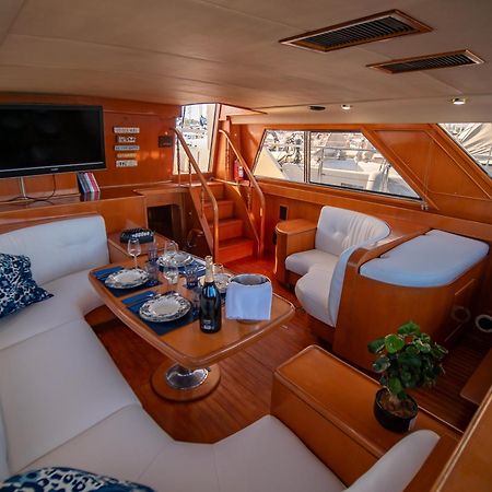 Master&Commander Hotel Valencia Luaran gambar