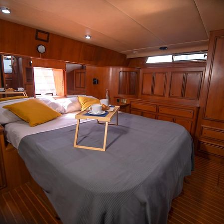 Master&Commander Hotel Valencia Luaran gambar