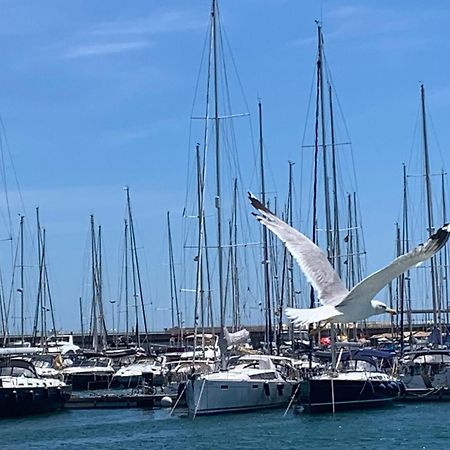 Master&Commander Hotel Valencia Luaran gambar
