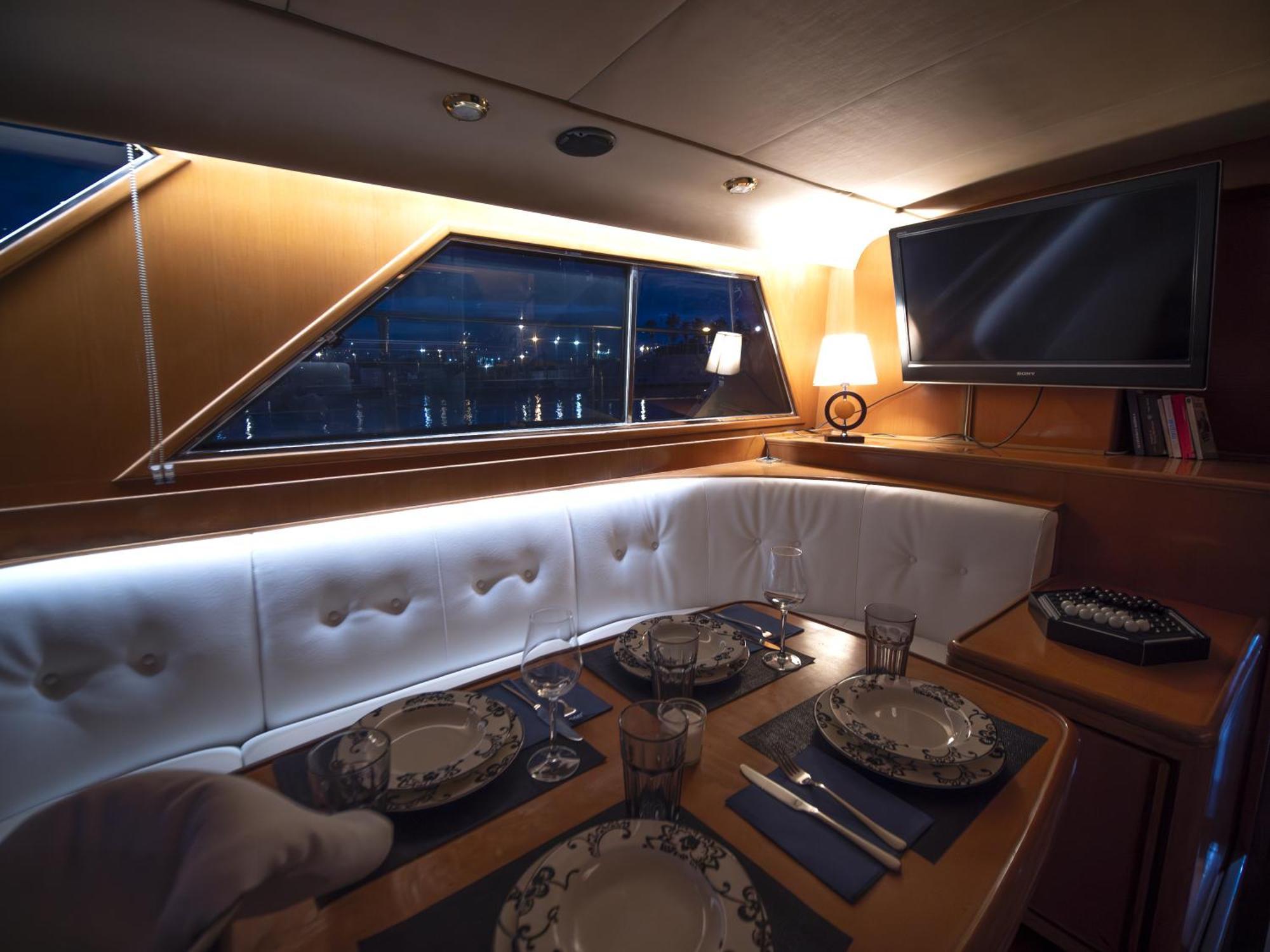 Master&Commander Hotel Valencia Luaran gambar